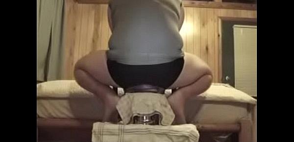  bitch gaping her ass on giant butt-plug